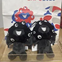 関西万博　カラビナ付　 ブラック ミャクミャク　黒　ぬいぐるみ