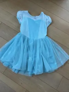 Disney 水色 フリル袖ワンピース 105cm シンデレラ　GAP
