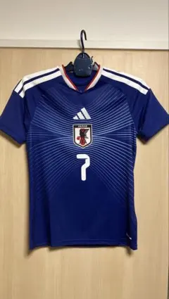 【正規品】サッカー日本代表 三笘薫 レプリカユニフォーム 7番　Mサイズのサムネイル