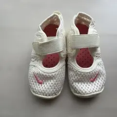Nike ベビー　サンダル ホワイト　エアリフト