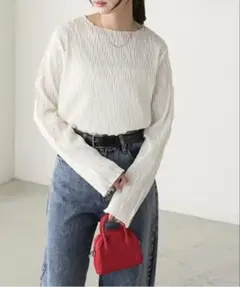 【BONLECILL】立体ウェーブ ジャガード プルオーバー シアー アイボリー