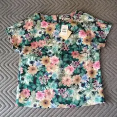 Chez toi 花柄 半袖トップス 新品のサムネイル