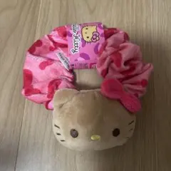 日焼けハローキティ ヒョウ柄シュシュ