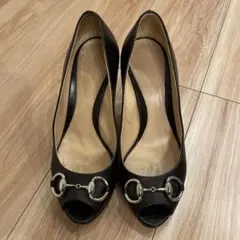 GUCCI パンプスのサムネイル