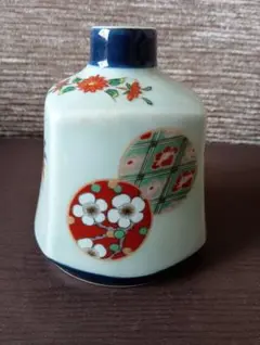 花瓶・花器・フラワーベース 中型 陶器製