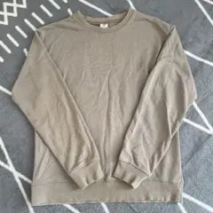 バッグプリント、ロゴトレーナー、シンプルトレーナー