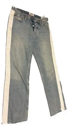 ZARA ストレートデニムパンツ