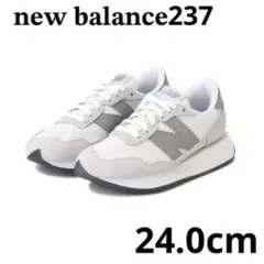 New Balance WS237 スニーカー　グレー　ホワイト　ロゴ　24cmのサムネイル