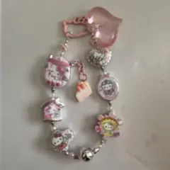 ストラップ チャーム付き