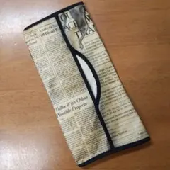 ティッシュカバー　英字新聞　AESOP