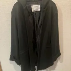 フード付きダークグレーコート