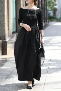 残1【新品・タグ付】スクエアネックニットコンビコクーンワンピース