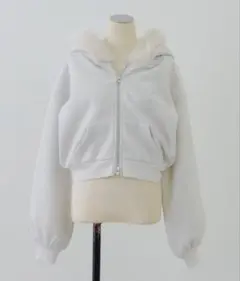 continuer de NICE CLAUP ファーパーカー　アイボリー　ラメのサムネイル