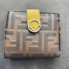 Fendi 二つ折り財布　イエロー