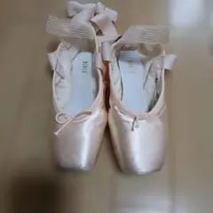 BLOCH トゥシューズ セレナーデ　2.5Eのサムネイル