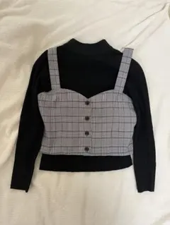 チェック柄ビスチェ ニット 黒 ブラック ボタン