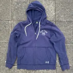 Under Armour ネイビー パーカー LG