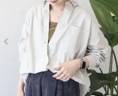 【未使用】AMERICAN HOLIC バックタックオーバーサイズシャツのサムネイル
