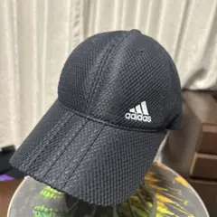 《美品》adidas メッシュキャップ 黒 帽子 ハット CAP アディダスのサムネイル