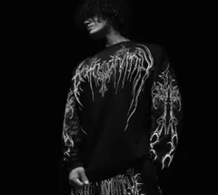 BreatheDivinity 黒 長袖カットソー