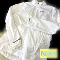 [NIKE]白オシャレウインドウブレイカー