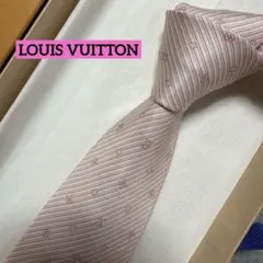 ピンク ネクタイ