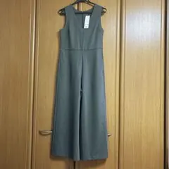UNIQLO ジャンプスーツ ダークグレー Mサイズ