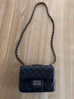 チェーンバッグ