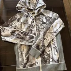PUMA コラボ　パーカー　　美品のサムネイル
