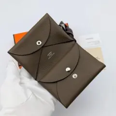 新品未使用⭐️エルメス　カルヴィ エルメス(Hermes) カルヴィ カードケース ファッションの検索