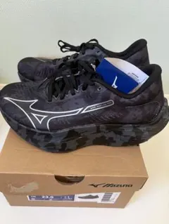 【新品未使用】ミズノ 23.0cm WAVE REBELLION PRO