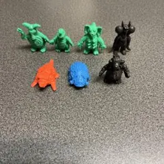 ウルトラマン怪獣消しゴム専用出品