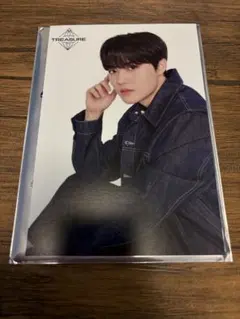 Item thumbnail for item afb19eb8-dbf0-4368-b892-d771fd7dd309