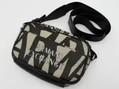 ARMANI EXCHANGE ショルダーバッグ メッセンジャーバッグ