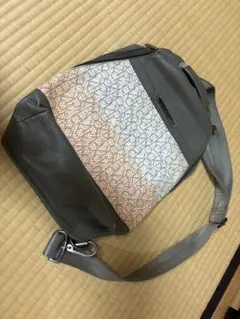 Calvin Klein ショルダーバッグ グレー