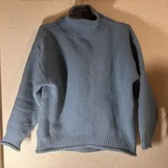 ライトブルータートルネックニットセーター