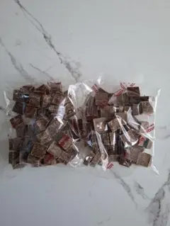 チロルチョコアウトレット ミルクヌガー　　２袋