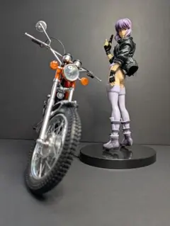ハセガワ 1/10 ヤマハ トレールDT250と1/10女性フィギュア(完成品)のサムネイル