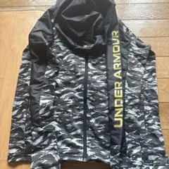 UNDER ARMOUR　アンダーアーマー　フルジップジャケット 迷彩柄