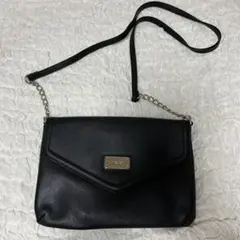 ナインウエスト　ブラック　ショルダーバッグ　シンプルデザイン　シルバープレートのサムネイル