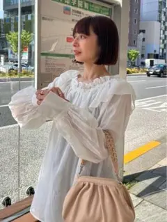 美品マチャット ボリュームスリーブブルゾン ベージュ - メルカリ