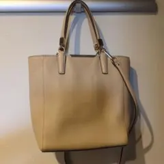 COACH ベージュ トートバッグ ショルダーストラップ付き