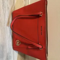 Michael Kors レッド ショルダーバッグ