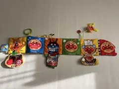ベビー向けアンパンマン 布製カシャカシャ絵本