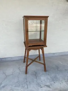 木製ガラスケース 棚付き　引き取り限定