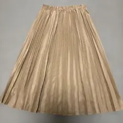 INNO プリーツスカート ベージュ Mサイズのサムネイル