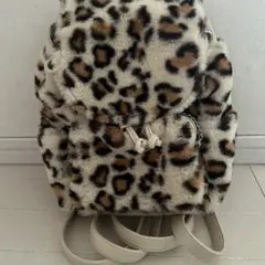 ヒョウ柄ファーリュック
