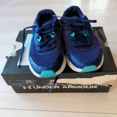 Under Armour サージ3 23.0