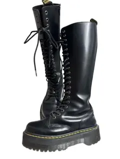 厚底 希少 23.0 ドクタマーチン 20ホールブーツ BLACK