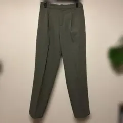 美品！UNIQLO感動パンツ オリーブグリーン カーキ スラックス サイズM